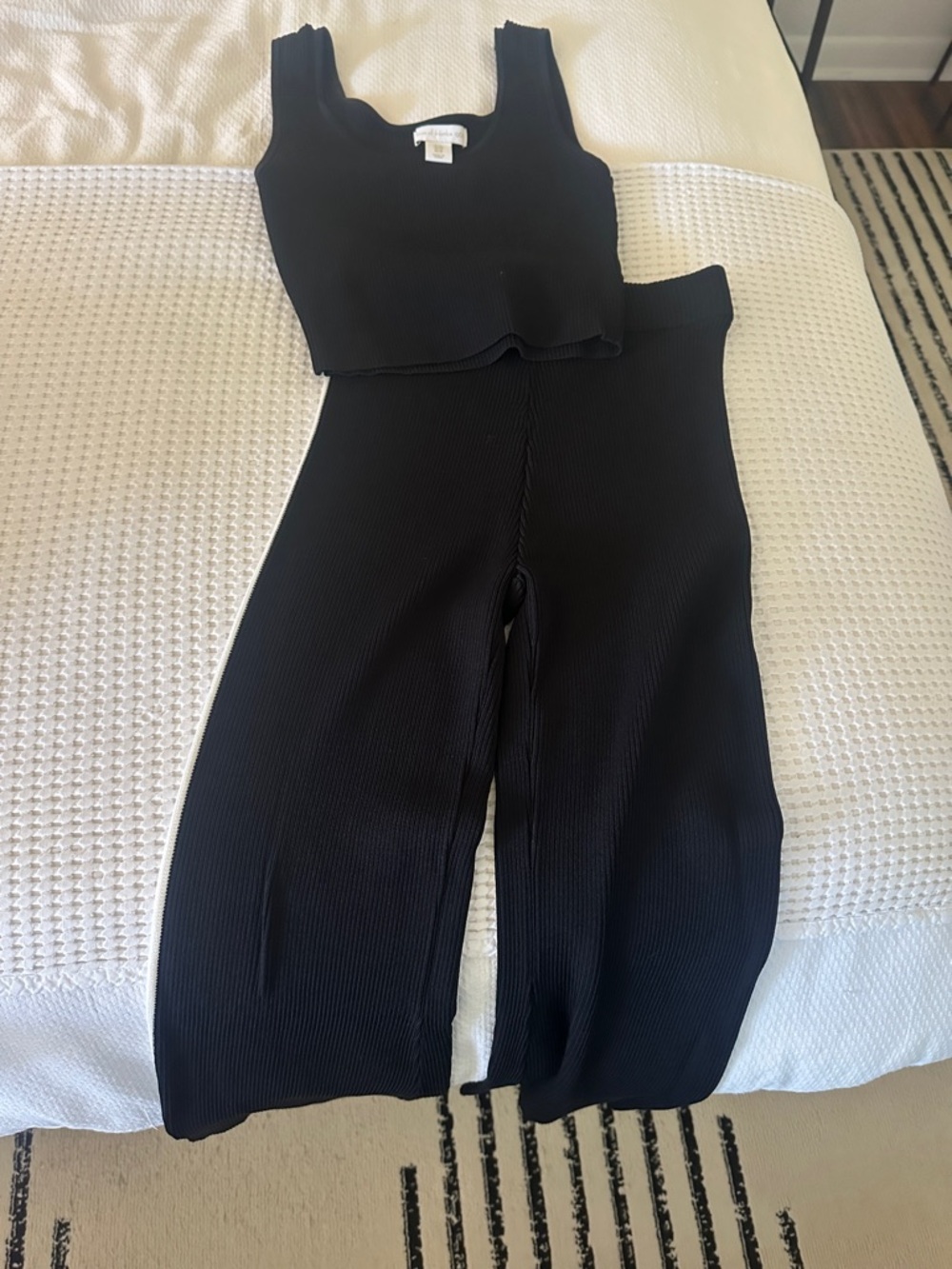 House of Harlow Black Ribbed 2-Piece Set
